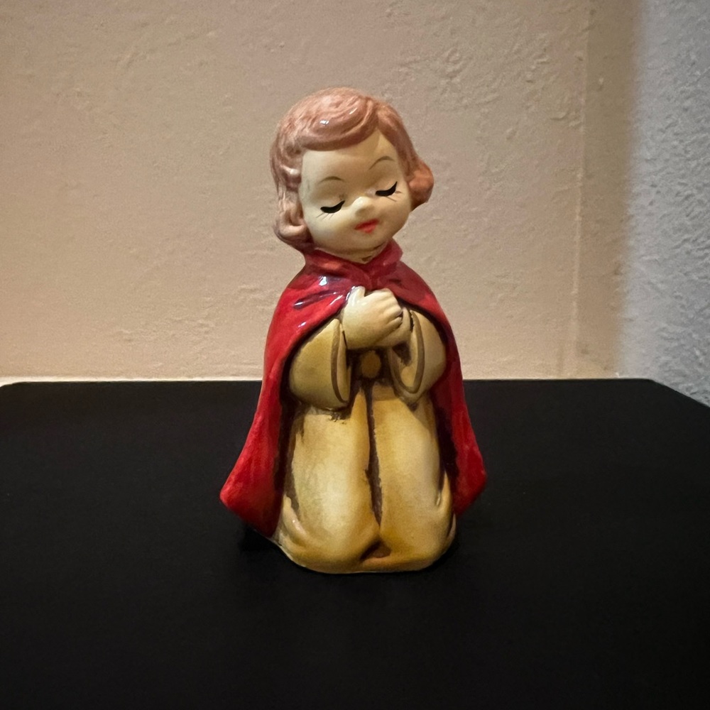 Vintage Joseph Nativity Figure Child Chalkware Child. 4 inches tall.